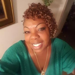 Meet your Posher, Torie